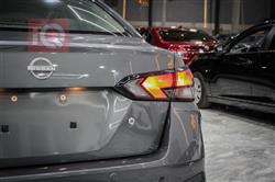 نيسان فيرسا